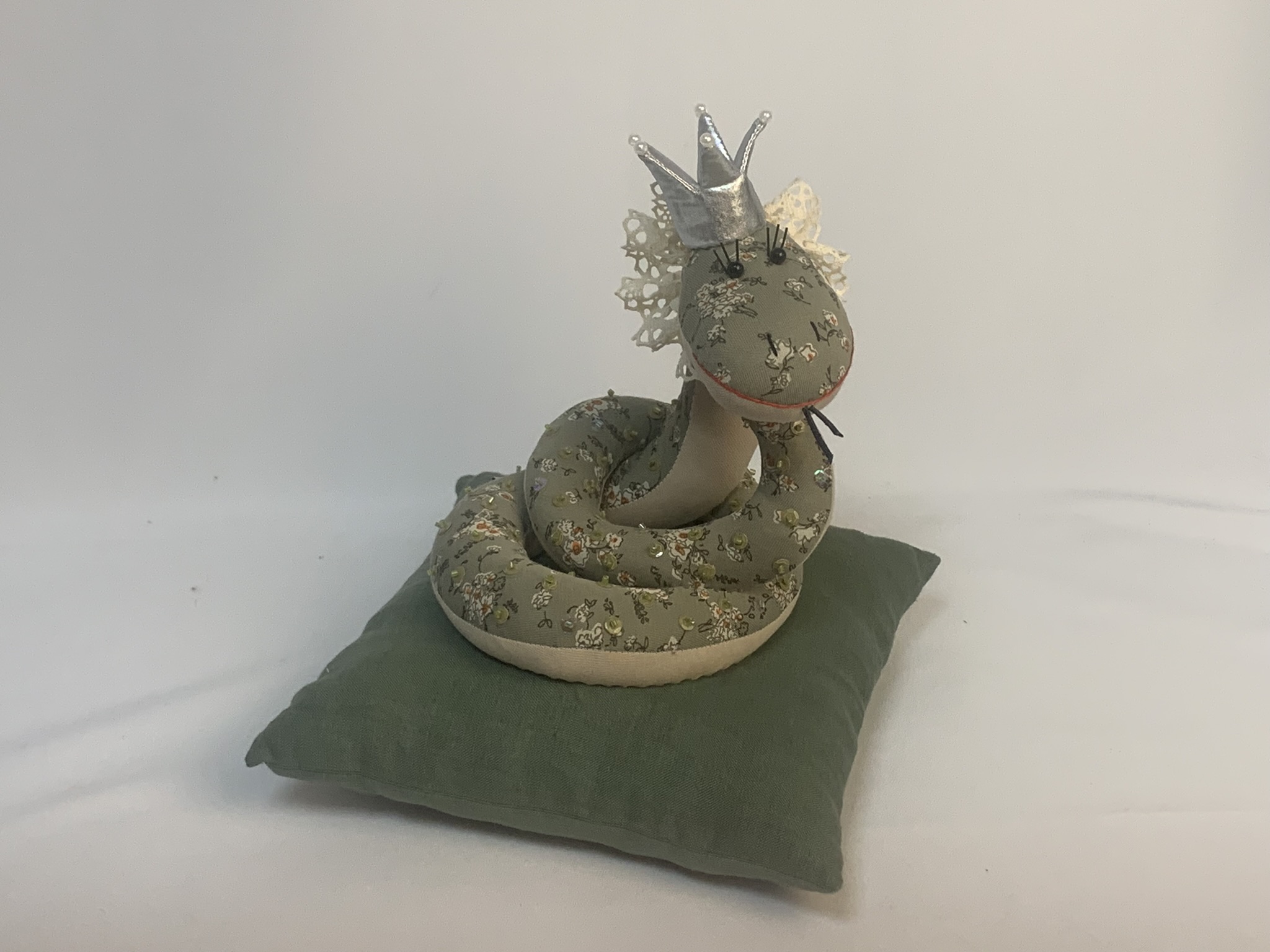 Царица Змей (25*30) Авторская игрушка для интерьера вид 6