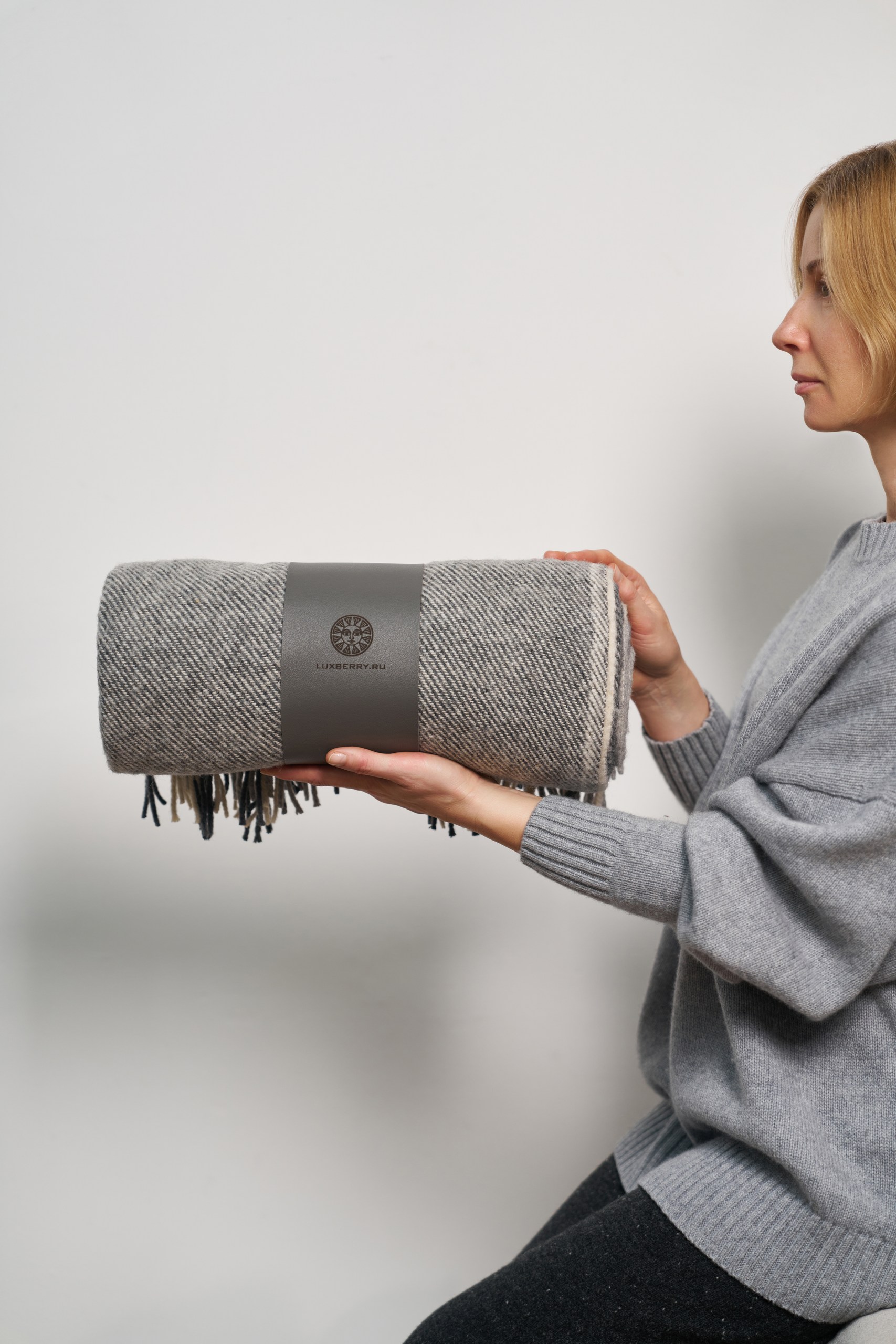 Плед "WOOLEN", шерсть 100% цвет: серо-графитовый