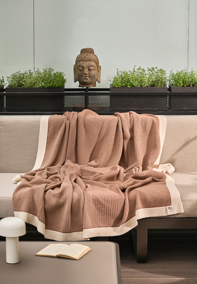 Плед с кантом  "LOUNGE", р-р: 150 х 200см, ТМ "Luxberry" цвет:мусс мокко/льняной