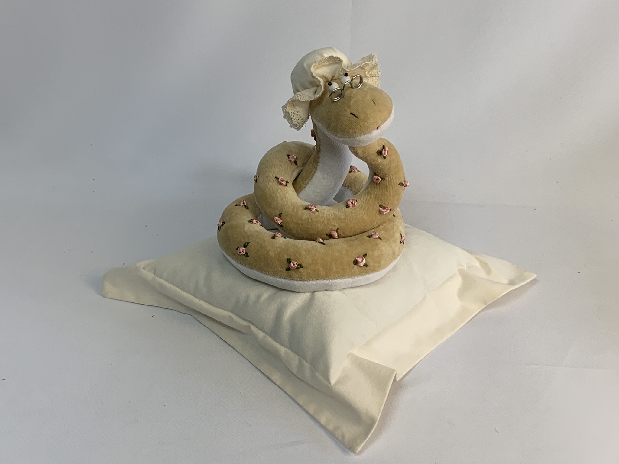 Змея Бабушка Удава (24*25)Авторская игрушка для интерьера