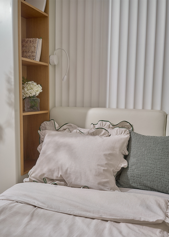 Комплект постельного белья с воланами "ВЕСТА", ТМ "Luxberry", хлопок/лён, натуральный/зелёный вид 5