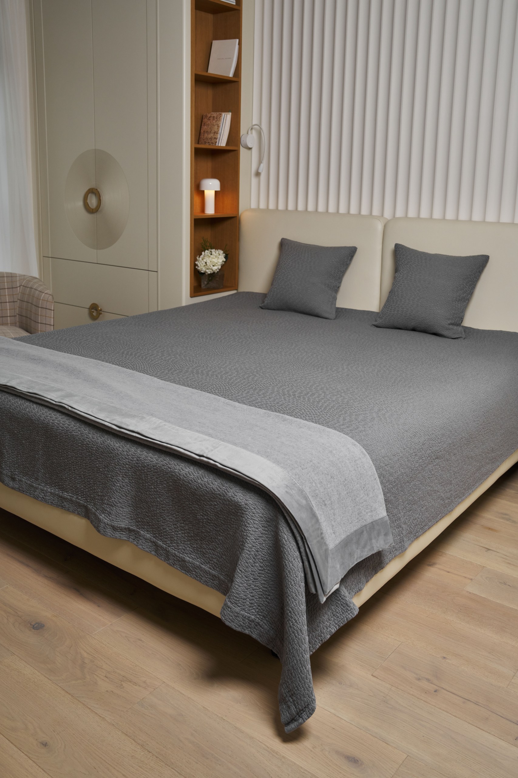 Покрывало "MOON BEAN", серый/люрекс