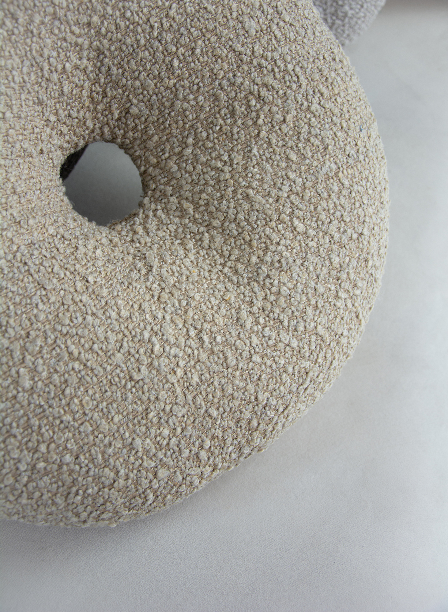 Подушка "Бублик" Bouclé – Latte вид 6