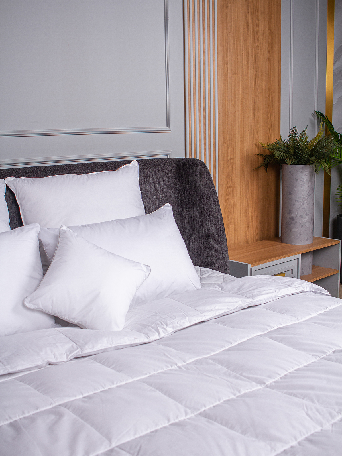 Подушка "Думочка" 50х50 (покрытие - 100% хлопок, цвет - белый; наполнение: 10% пух утиный/ 90% мелко вид 2